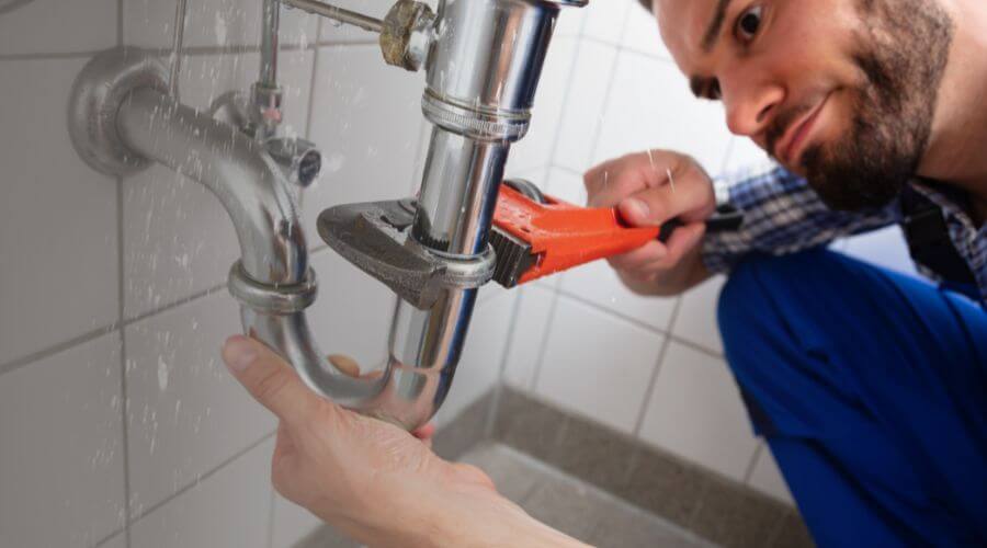 Professional same day plumber services in De Soto, IL